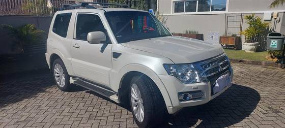 MITSUBISHI PAJERO FULL 3.8 HPE 4X4 V6 24V GASOLINA 2P AUTOMÁTICO